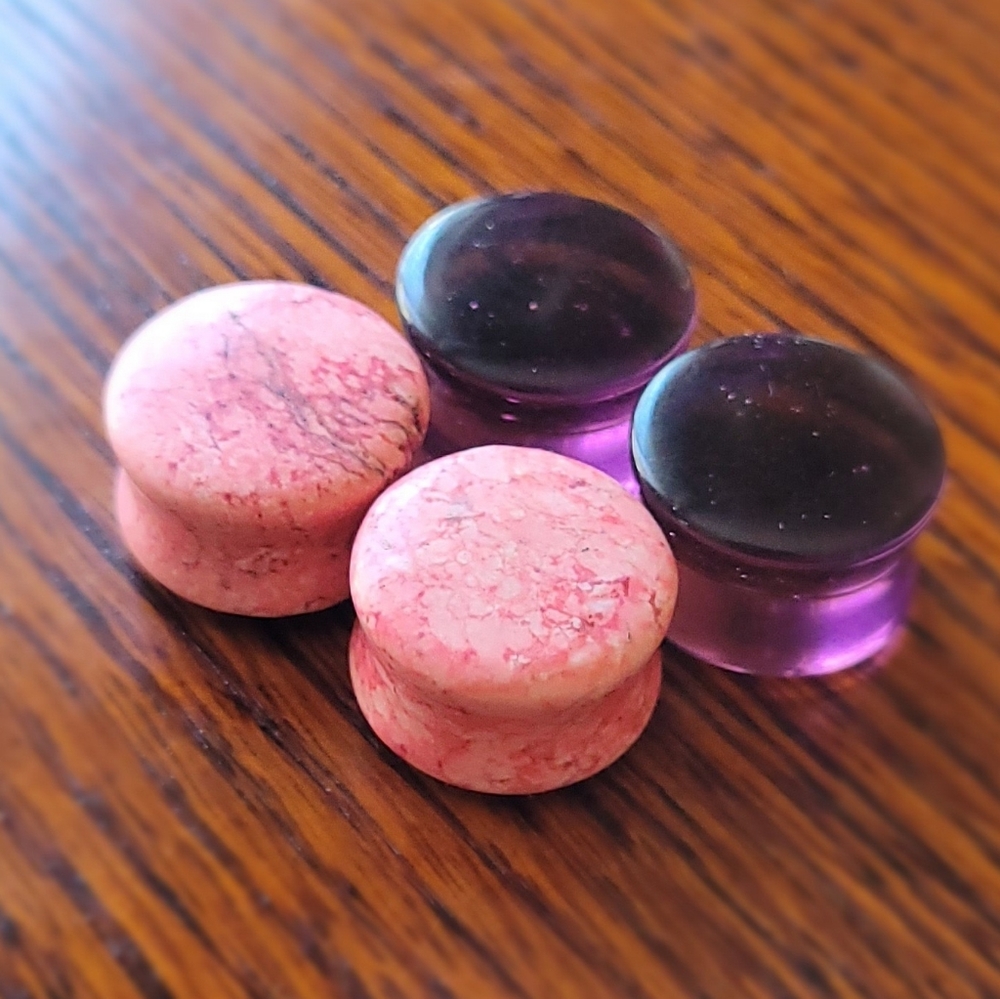 11/16" Grape Purple Glass and Pink Faux Stone Plug